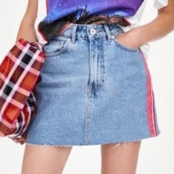 ZARA Denim Skirt with Red White Pink Stripe Size XS - Picture 1 of 8